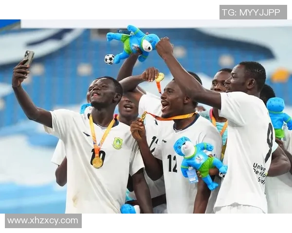 足球时代交替 新一代球星崛起 揭示未来足坛的希望与挑战