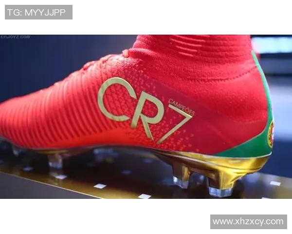 C罗足球鞋选择揭秘 哪些品牌和型号伴随他征战绿茵场