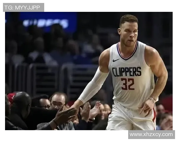 退役足球球星的生活现状与转型之路探析 退役足球球星的生活现状与转型之路探析